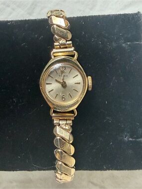 10k GF Timex Women's Gold Tone Link Bracelet Watch